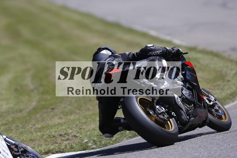 /Archiv-2024/56 10.08.2024 Plüss Moto Sport ADR/Freies Fahren/unklar